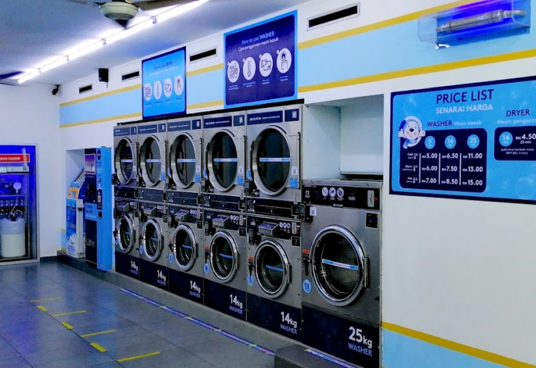 Cleanpro Express Taman Equine washing machine and dryer