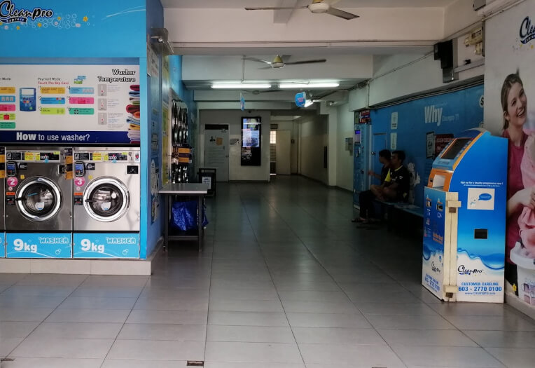 Cleanpro Express Taman Mas store interior