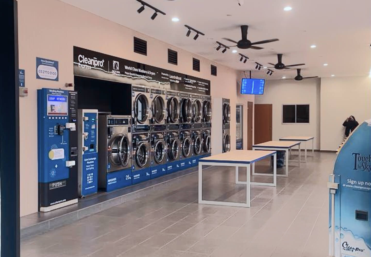 Cleanpro Express Bandar Kinrara soap vending machine and coin exchange machine