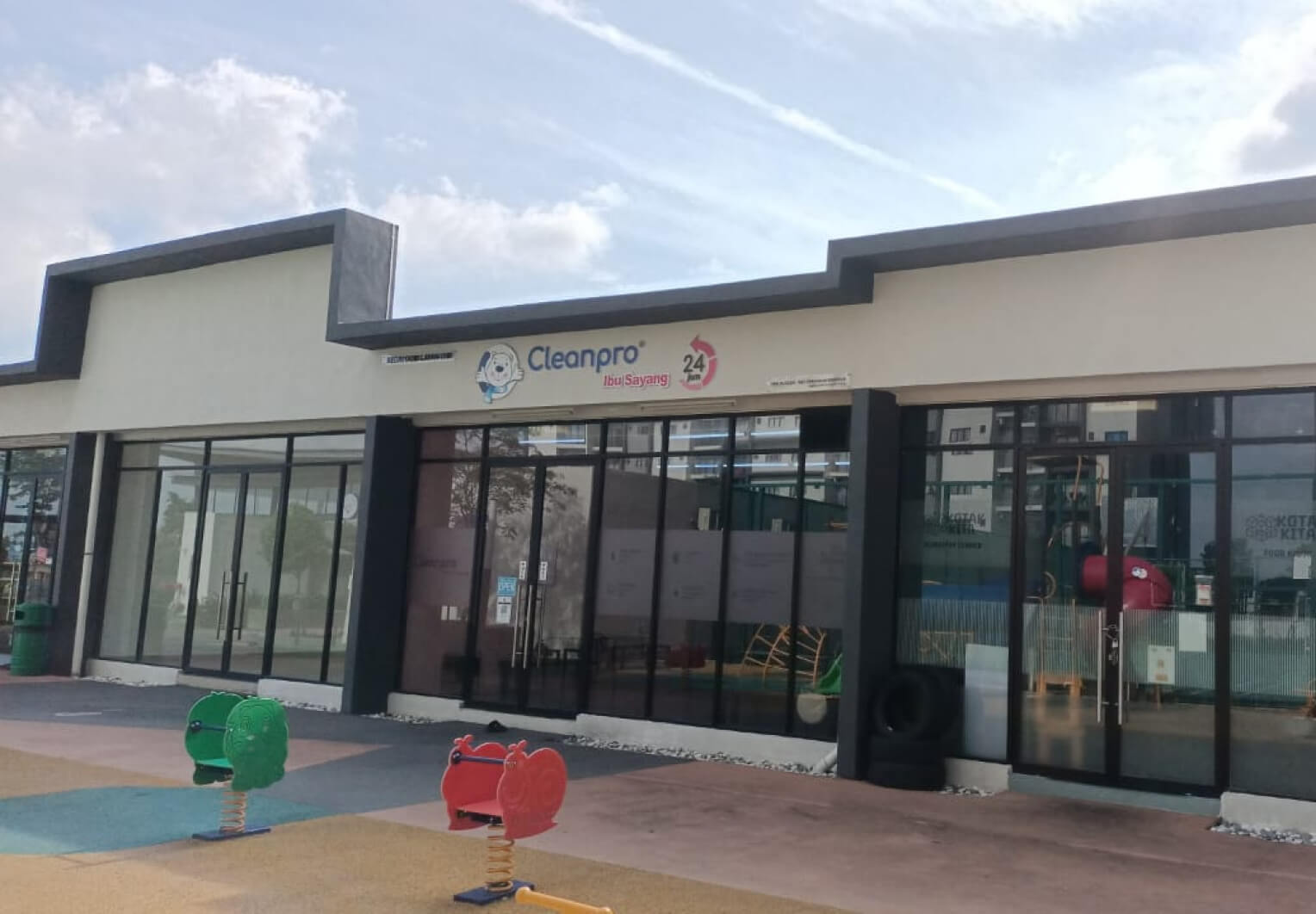 Cleanpro Ibu Sayang Residensi Lili storefront